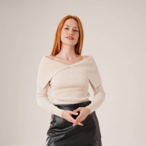 Pull col bardot élégant Beige