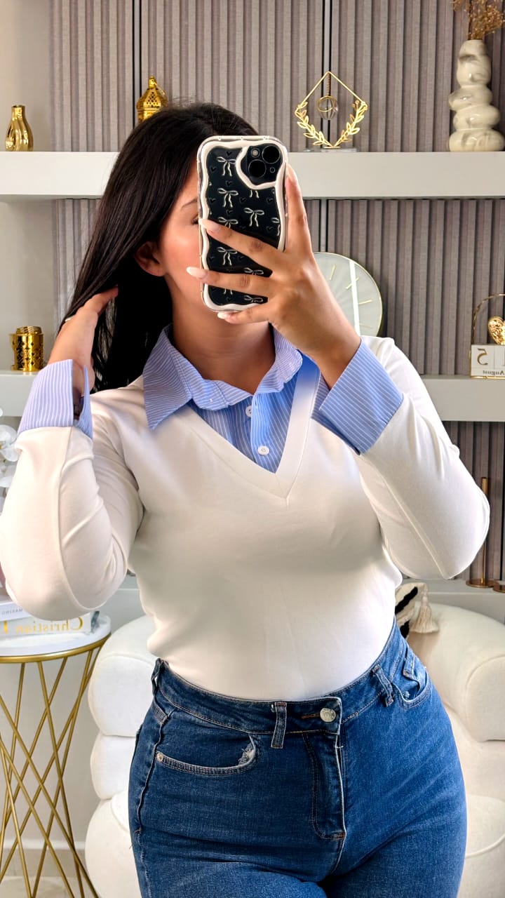 Pull Blanc à Col V & Col Chemise Intégré